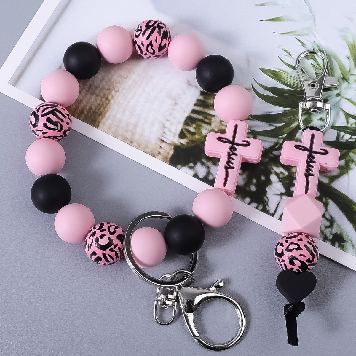 Wholesale Cross Silicone Leopard Print Wooden Bead Keychain